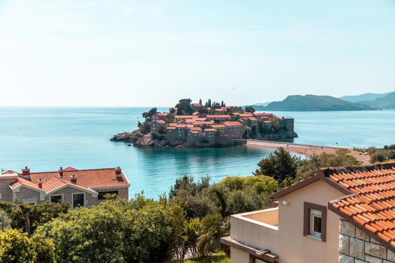 Sun Rose Apartments Sveti Stefan Dış mekan fotoğraf