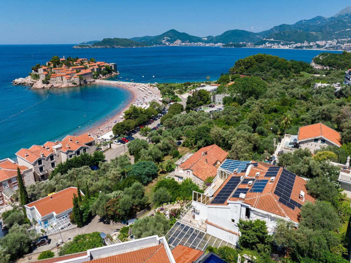 Sun Rose Apartments Sveti Stefan Dış mekan fotoğraf