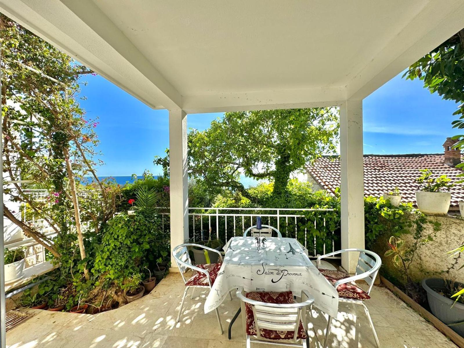 Sun Rose Apartments Sveti Stefan Dış mekan fotoğraf