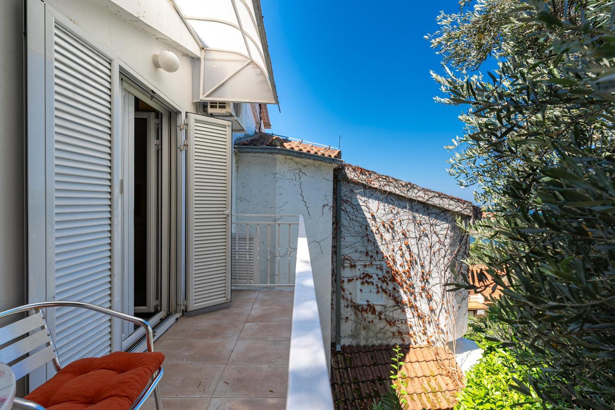 Sun Rose Apartments Sveti Stefan Oda fotoğraf
